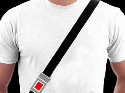 “安全帶T恤衫”到底是在忽悠誰？